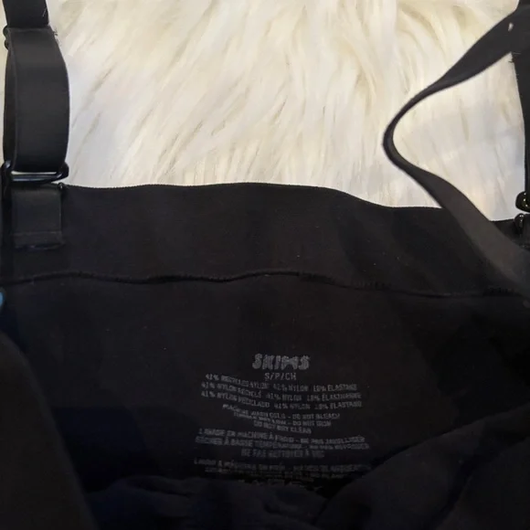 SKIMS STRAPLESS SHORTIE BODYSUIT Onyx S Small New - Picture 5 of 6